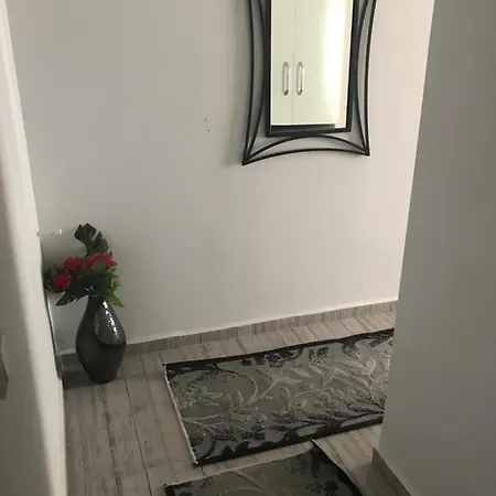 Apartament Plaza *